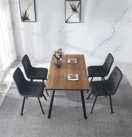 Howard Beach 4 - Person Dining Set